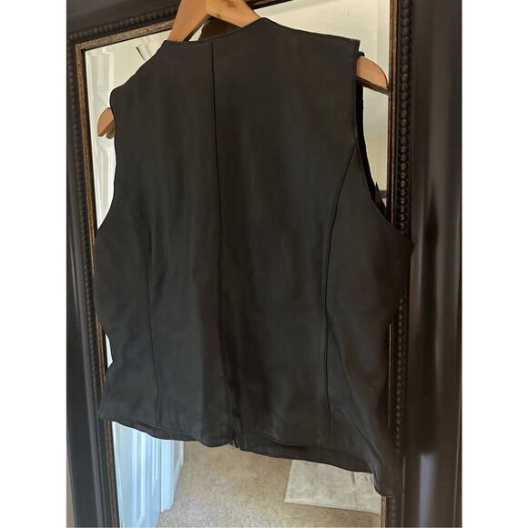 Leather & Soul Women’s Genuine Leather Vest Black Zip Front Sleeveless Jacket - Picture 5 of 9